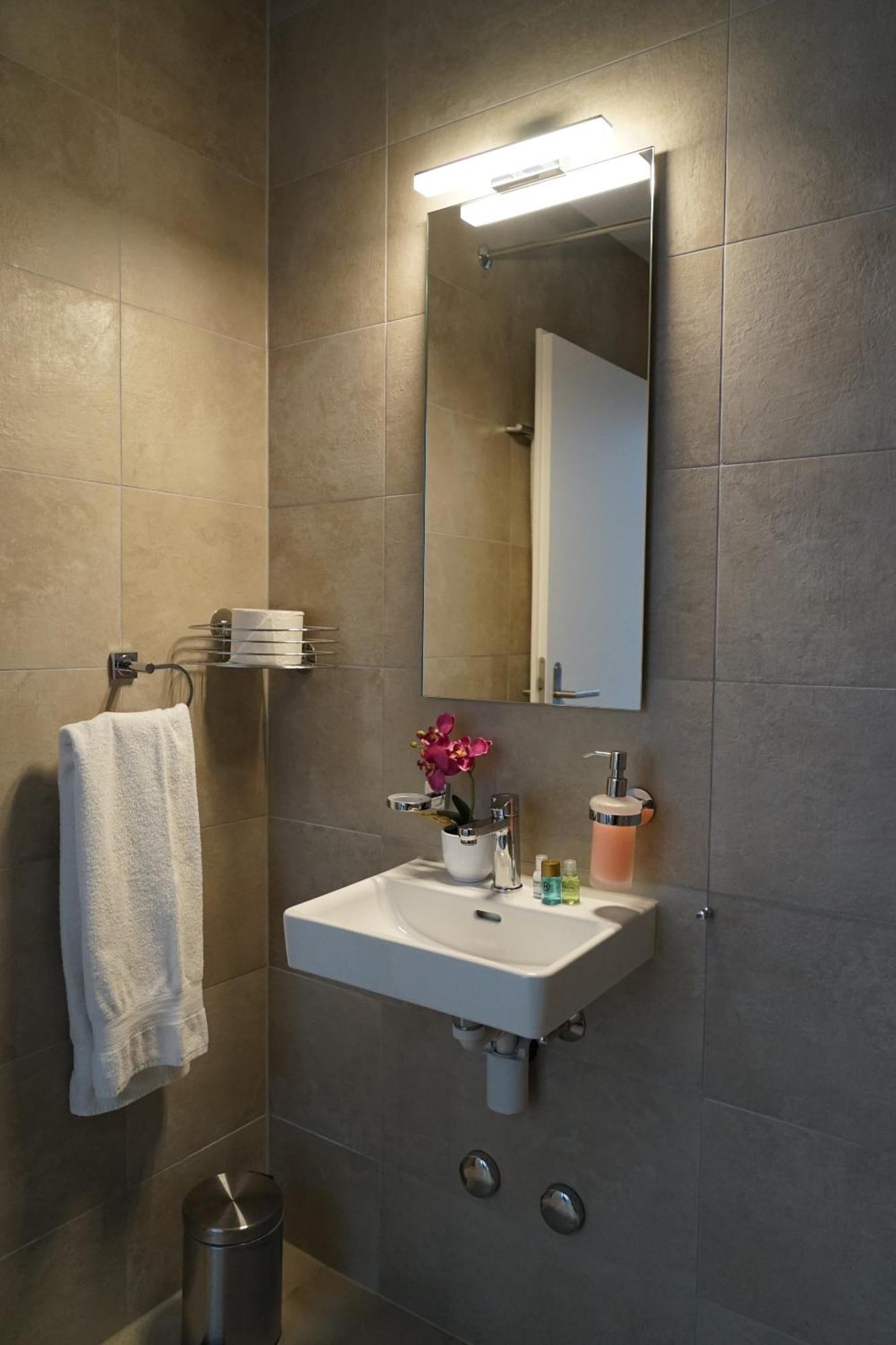 Perron 10 Centra Hotel Winterthur Esterno foto