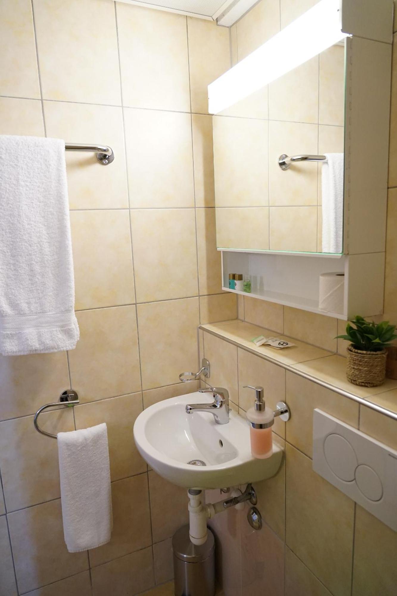 Perron 10 Centra Hotel Winterthur Esterno foto